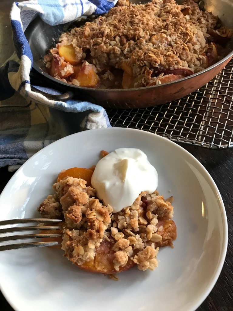 Peach Crumble With Ginger